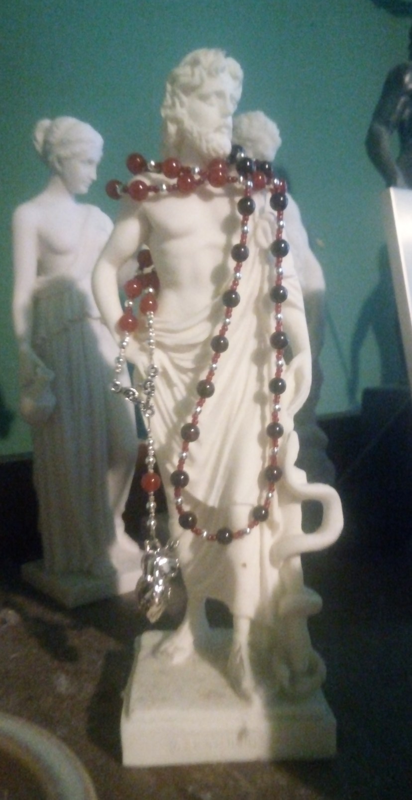 asklepios with necklace